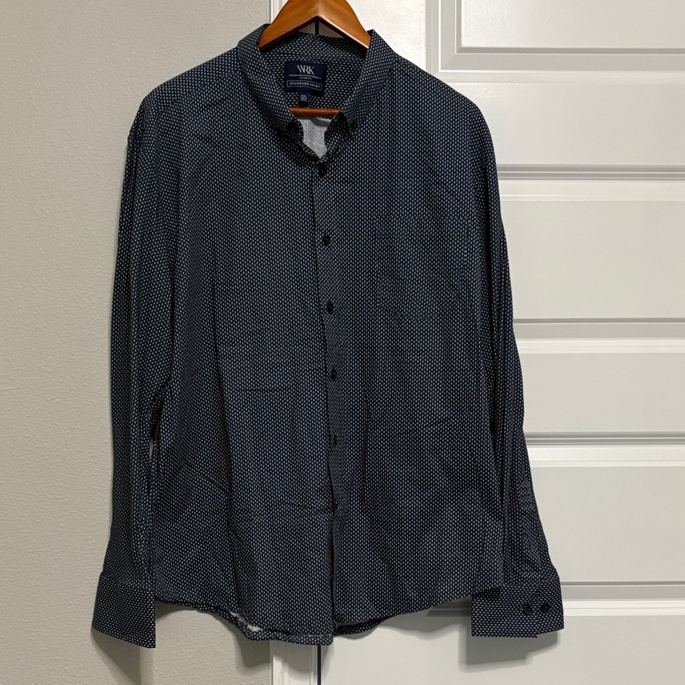 Van Heusen Navy Blue Microdot Long-Sleeve Button-Down Shirt
